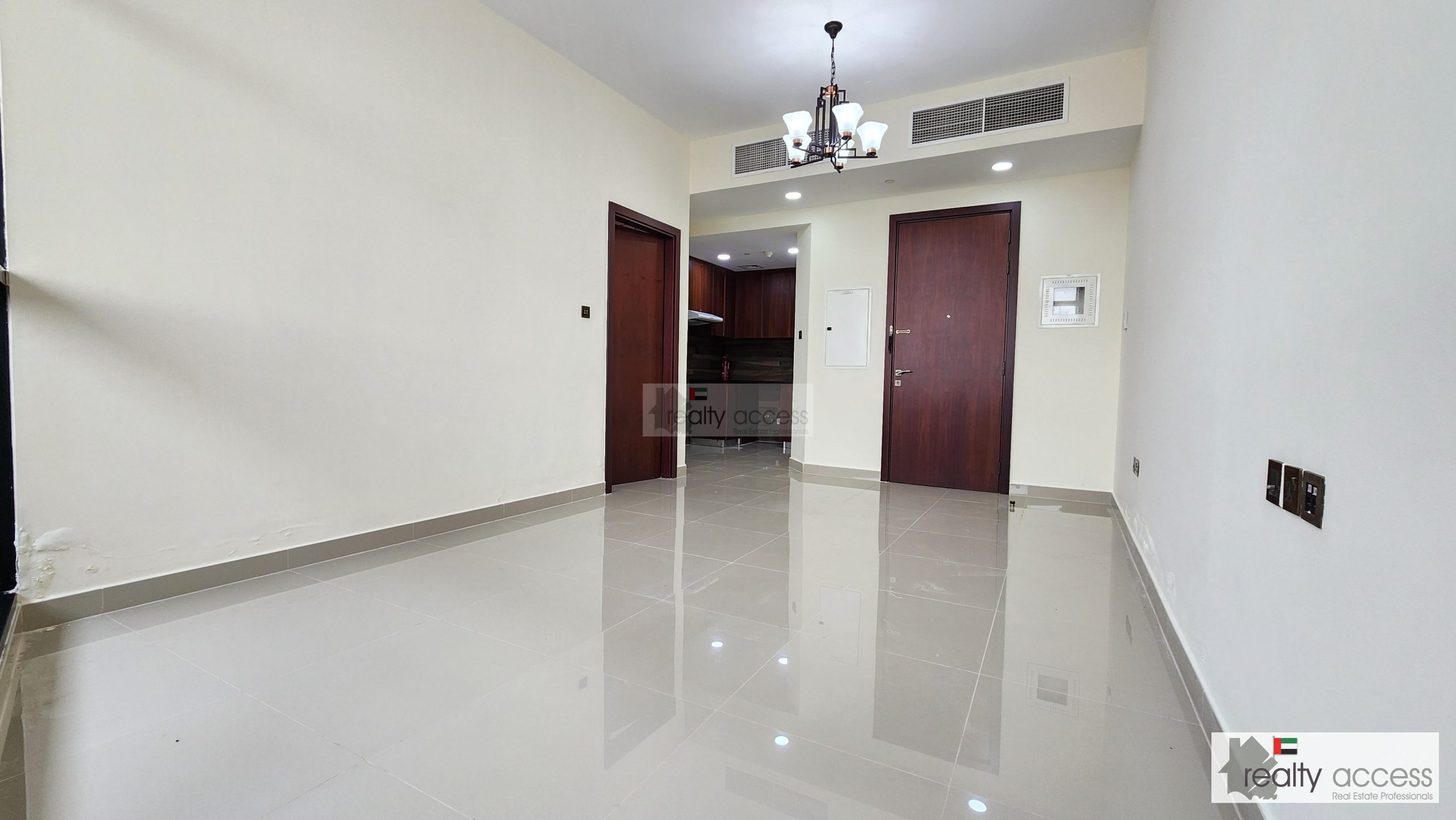 Hot Deal 1BR | Morocco Cluster | 4 Cheques