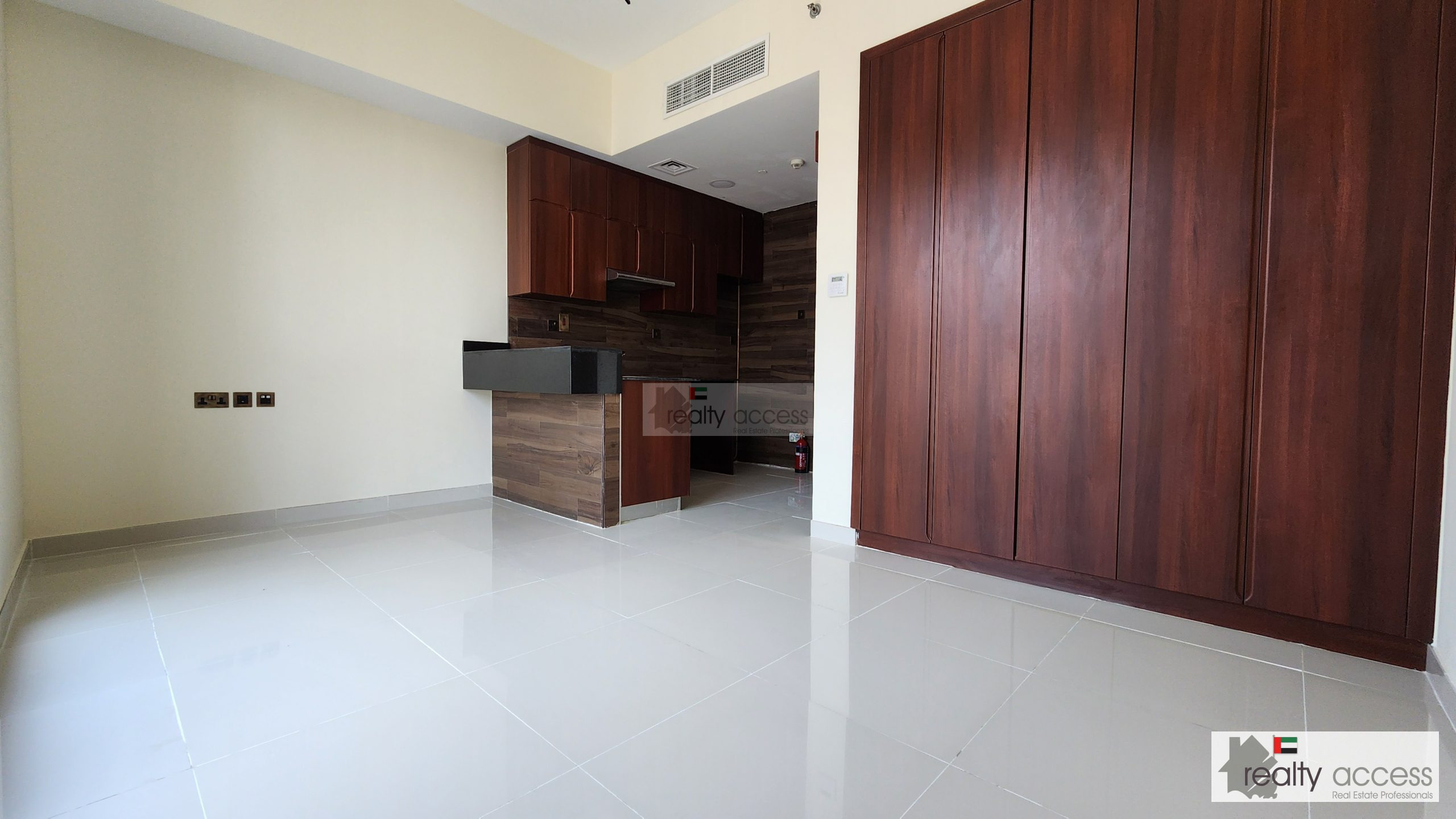 Hot Deal Studio | Prime Location | Great Value